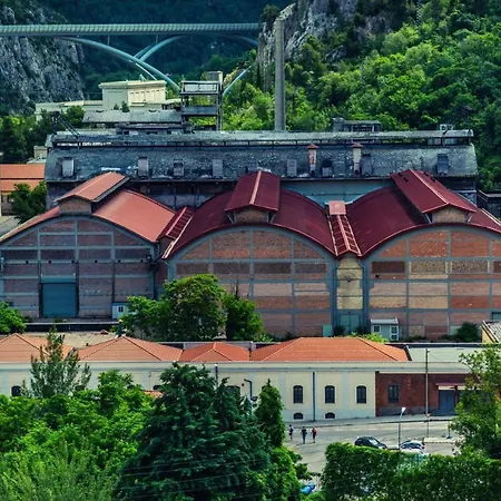 La Residenza Dei Papi Papigno